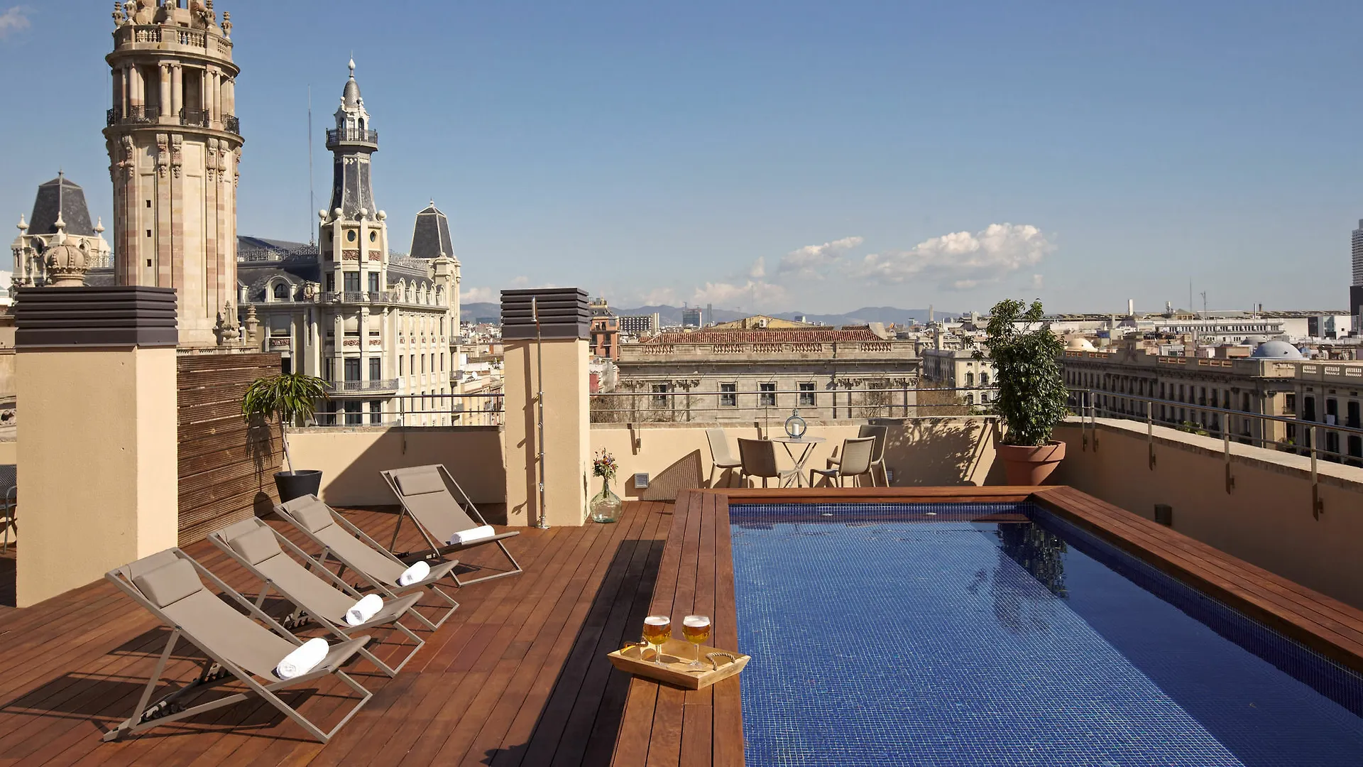 Duquesa Suites Landmark Hotel By Grup Duquessa Barcelona 4*,